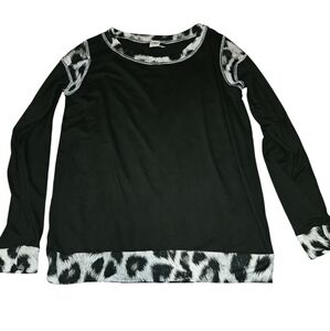 Sew In Love Boutique long-sleeved shirt with animal print